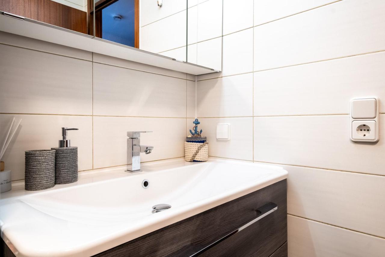 Nature Terminal Apartment - Unterwegs Zuhause Steinenbronn Ngoại thất bức ảnh